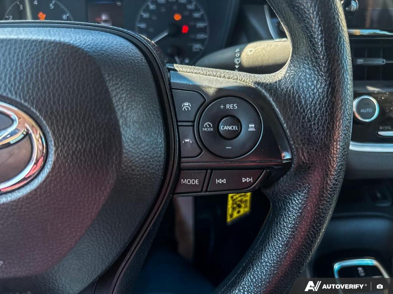 2024 Toyota Corolla LE Photo