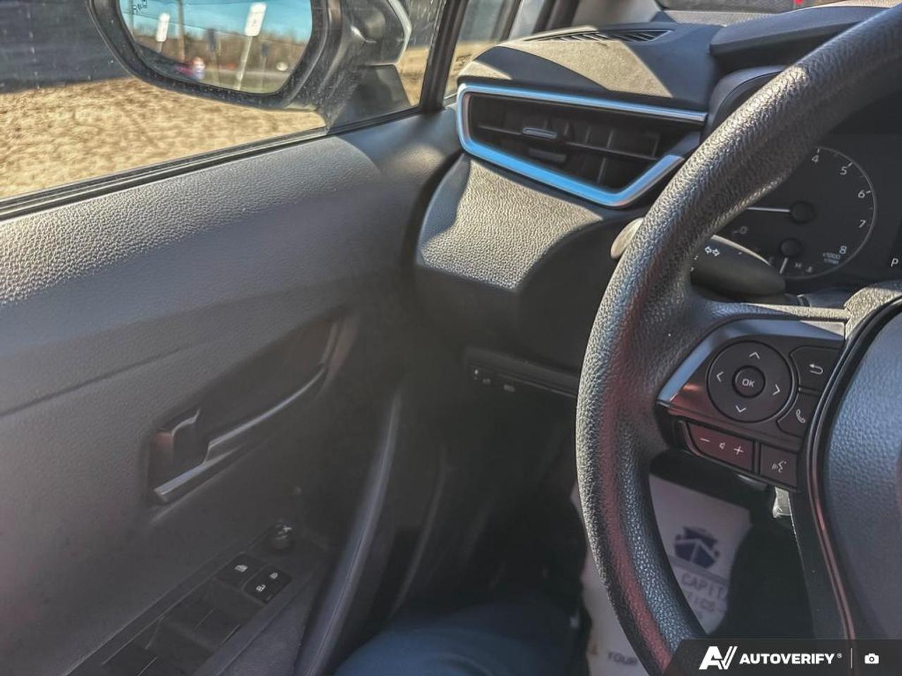 2024 Toyota Corolla LE Photo