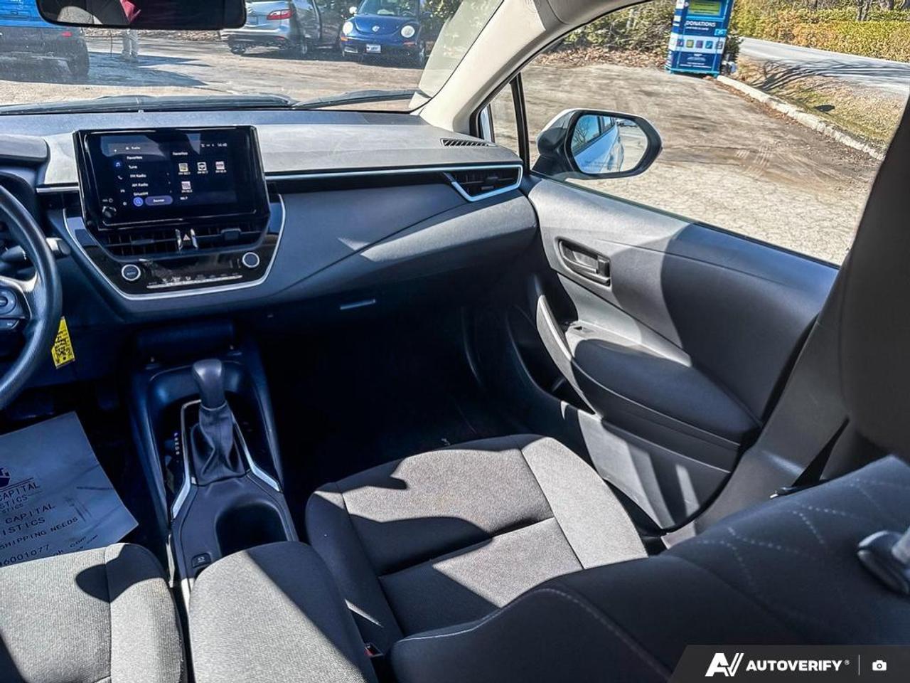 2024 Toyota Corolla LE Photo