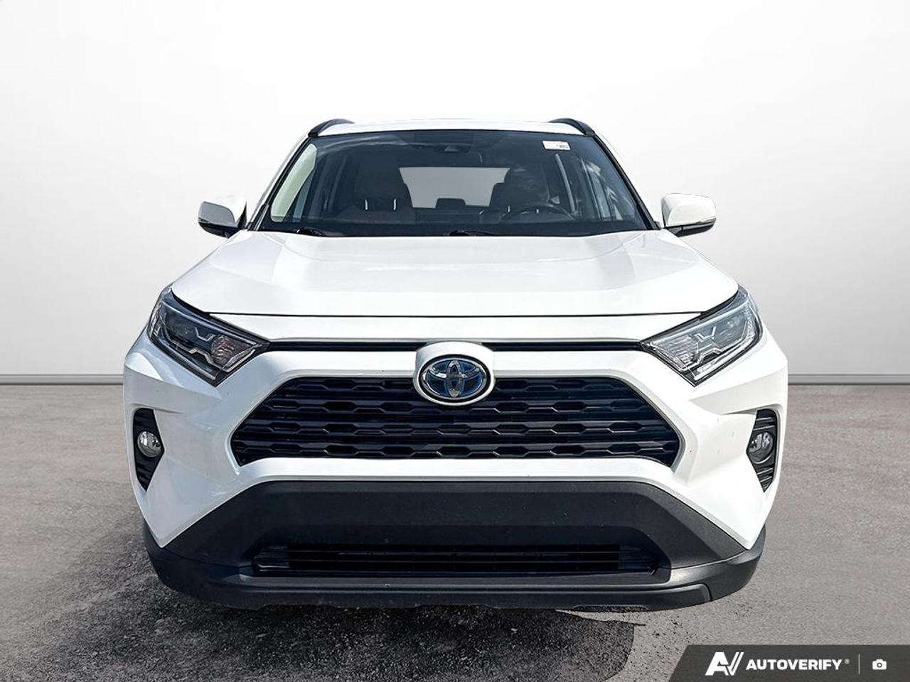 2021 Toyota RAV4 Hybrid XLE Photo
