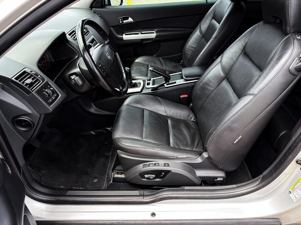 2010 Volvo C30 Cpe 2.4i Photo