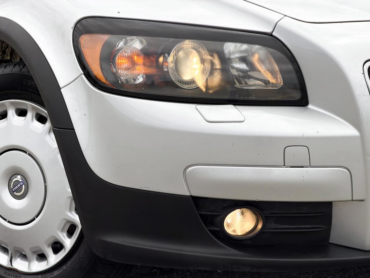 2010 Volvo C30 Cpe 2.4i Photo