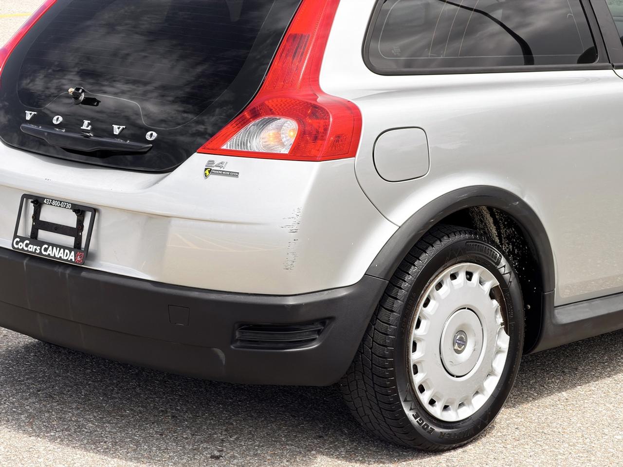 2010 Volvo C30 Cpe 2.4i Photo