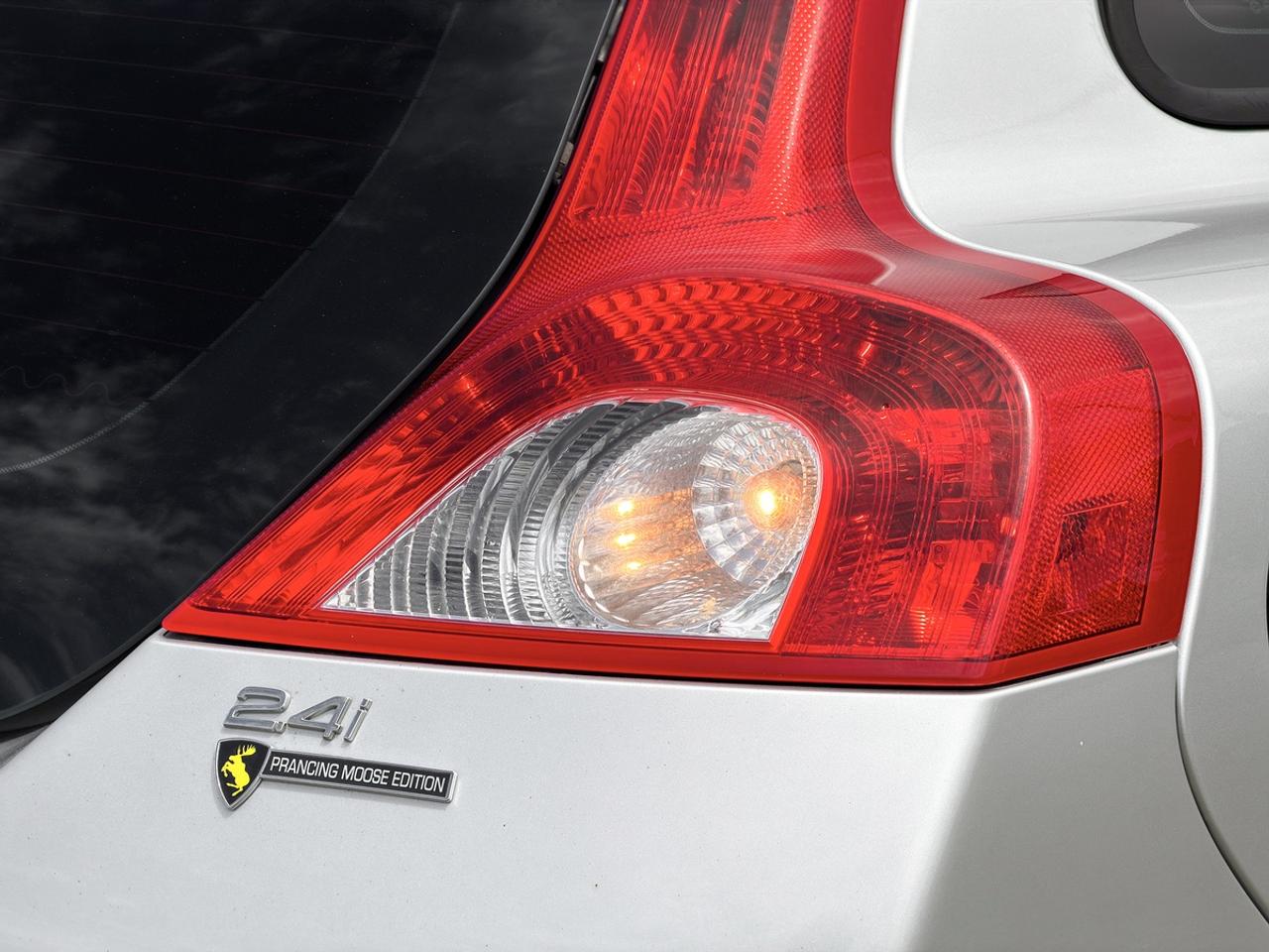 2010 Volvo C30 Cpe 2.4i Photo