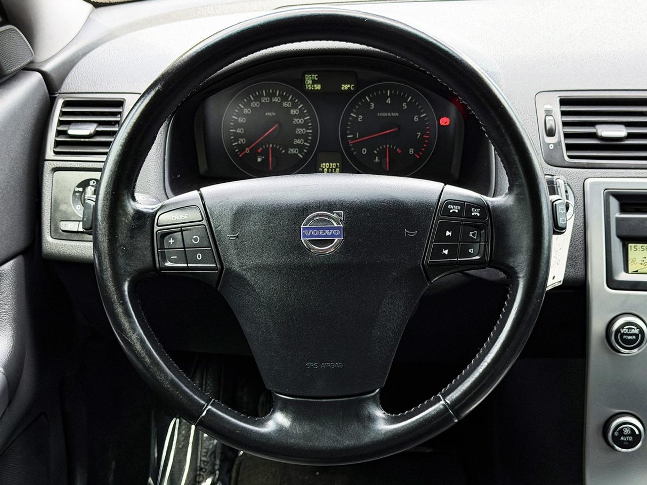 2010 Volvo C30 Cpe 2.4i Photo