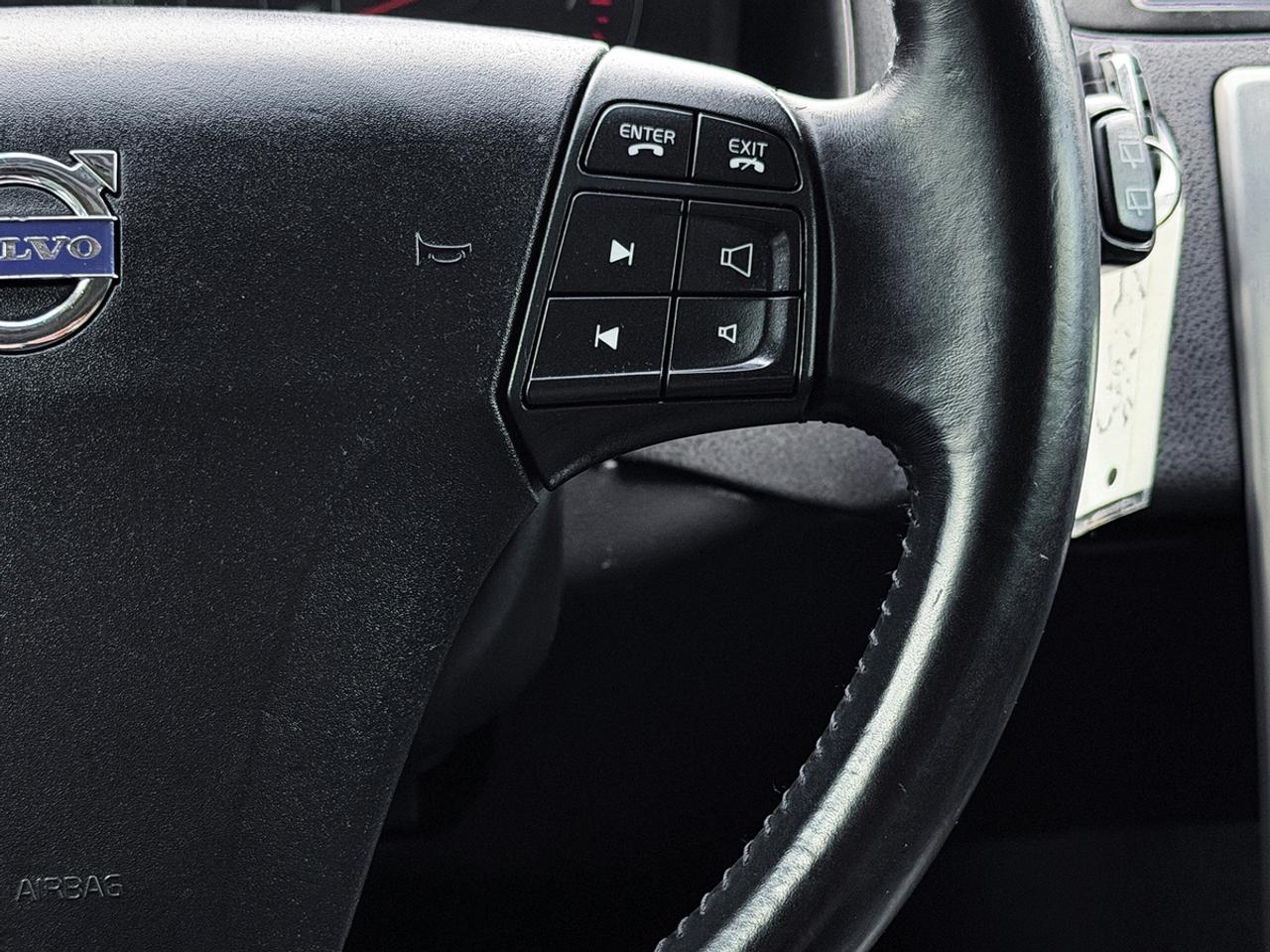 2010 Volvo C30 Cpe 2.4i Photo