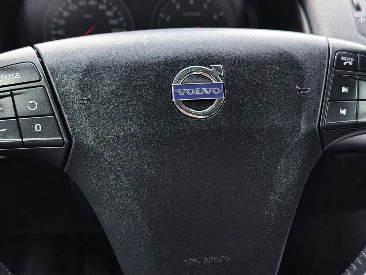 2010 Volvo C30 Cpe 2.4i Photo