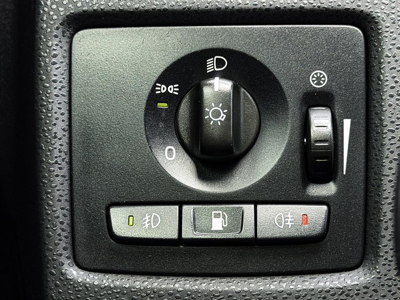 2010 Volvo C30 Cpe 2.4i Photo