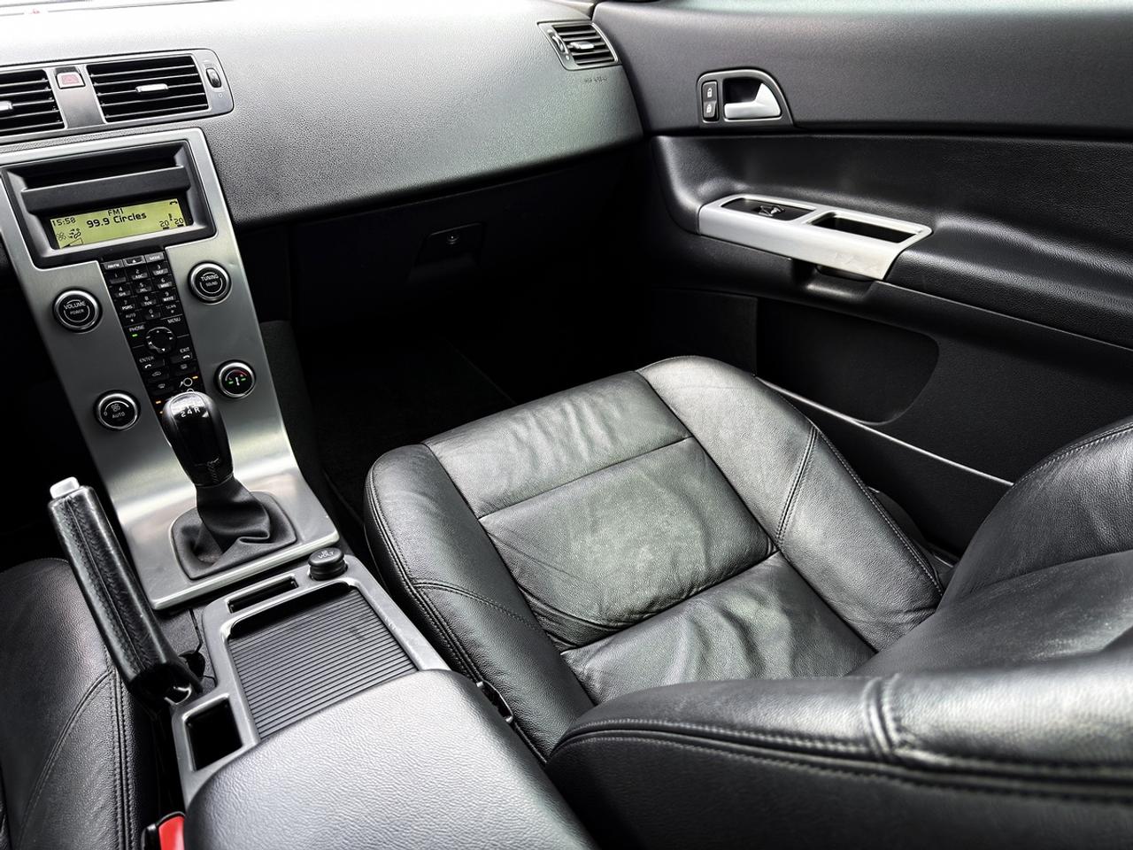 2010 Volvo C30 Cpe 2.4i Photo