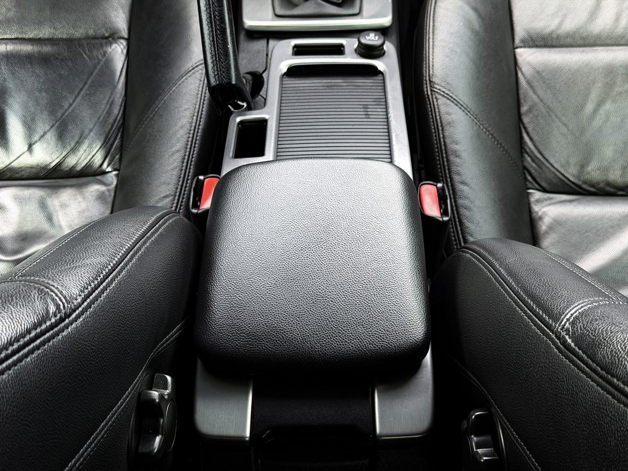 2010 Volvo C30 Cpe 2.4i Photo
