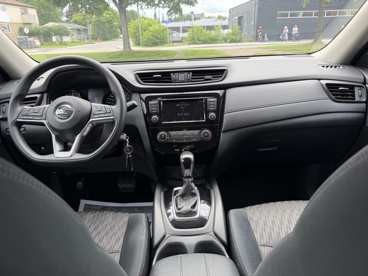 2018 Nissan Rogue S Photo