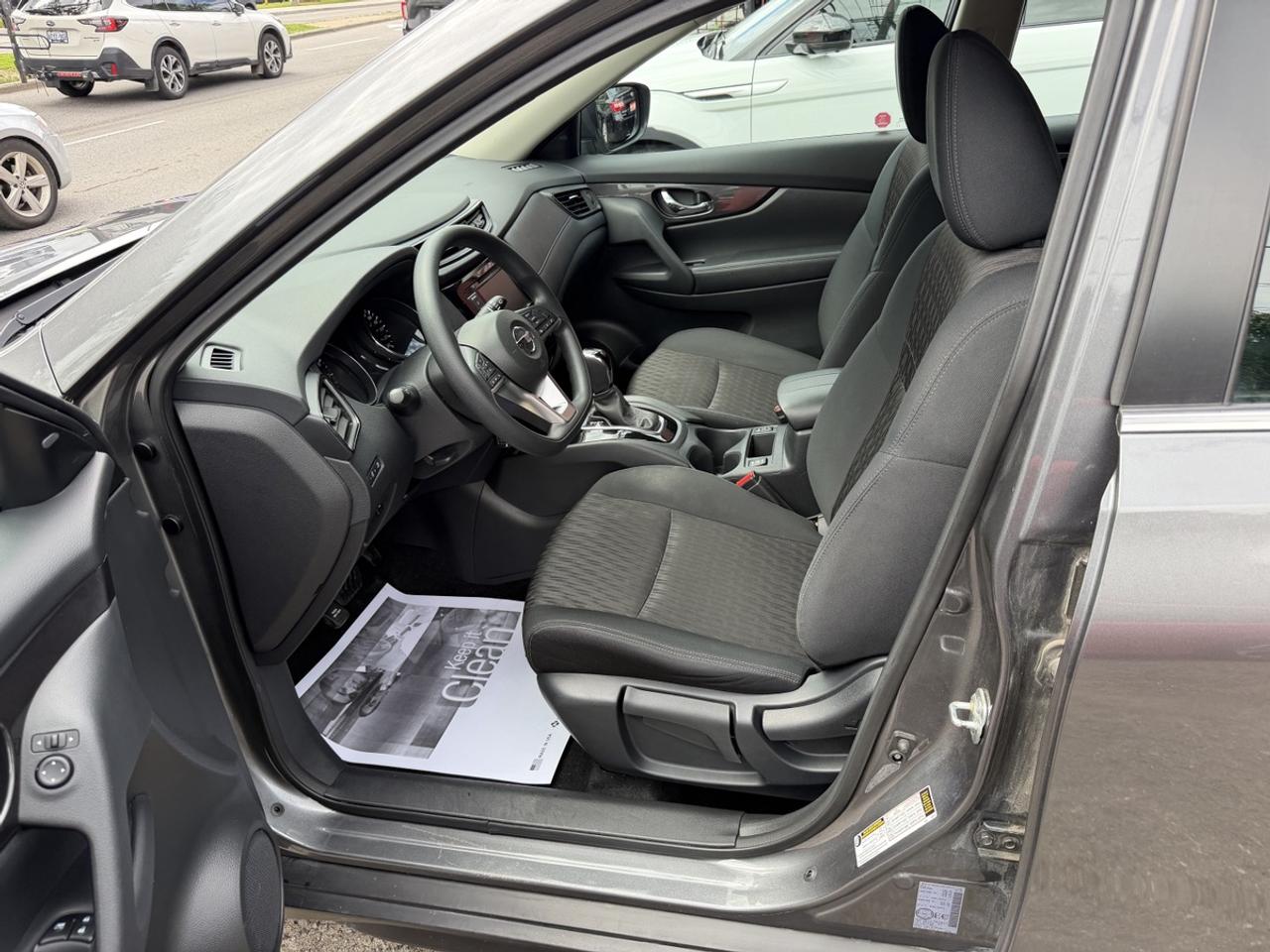 2018 Nissan Rogue S Photo