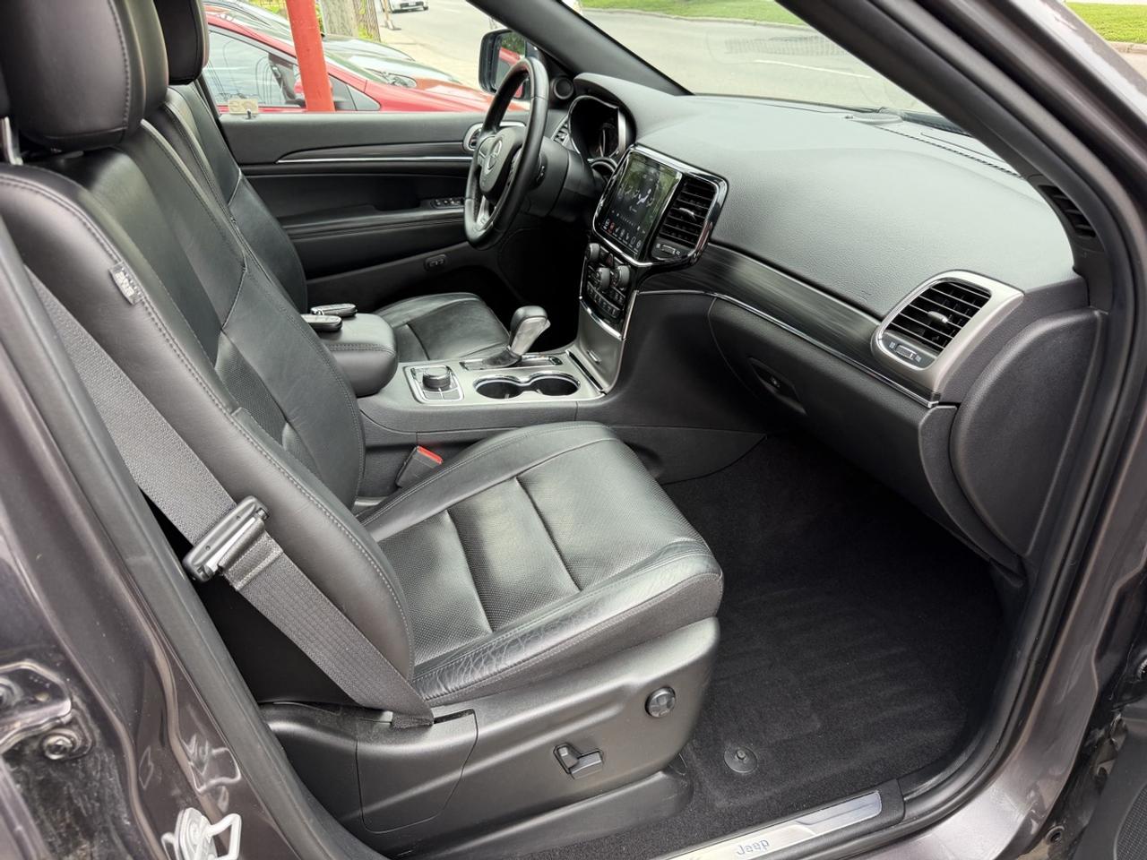 2020 Jeep Grand Cherokee LIMITED 4X4 Photo