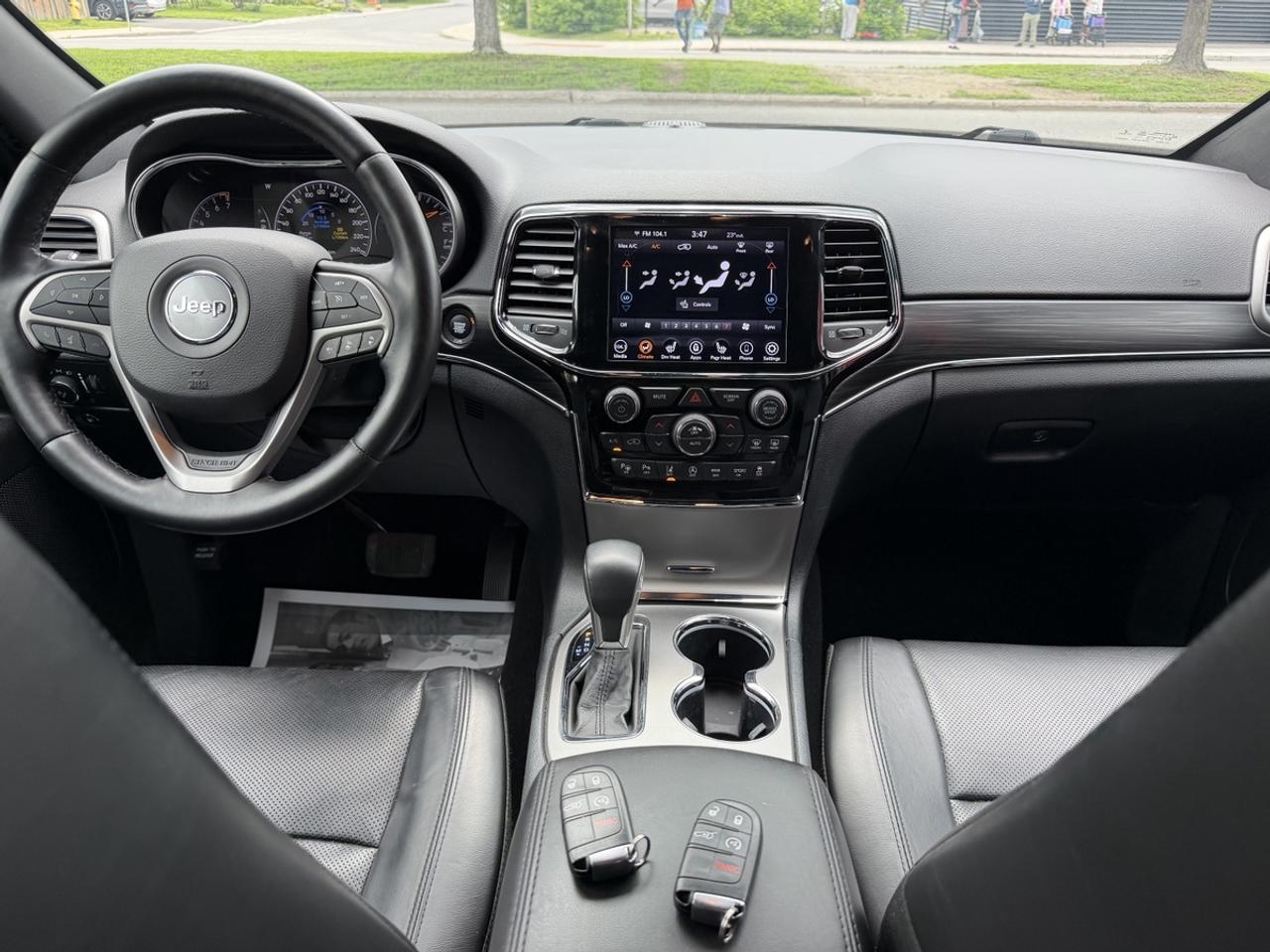 2020 Jeep Grand Cherokee LIMITED 4X4 Photo