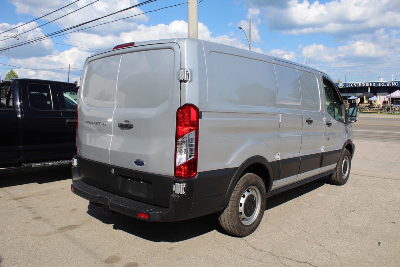2019 Ford Transit T 150 Low Roof 130" Camera Remote starter Divider Photo