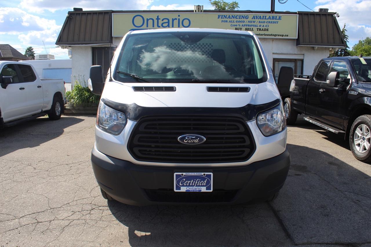 2019 Ford Transit T 150 Low Roof 130" Camera Remote starter Divider Photo