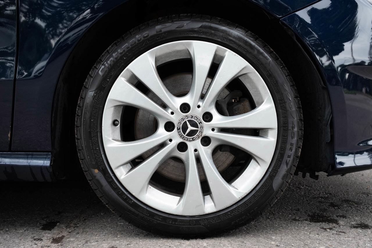 2018 Mercedes-Benz B-Class B250 4Matic Photo