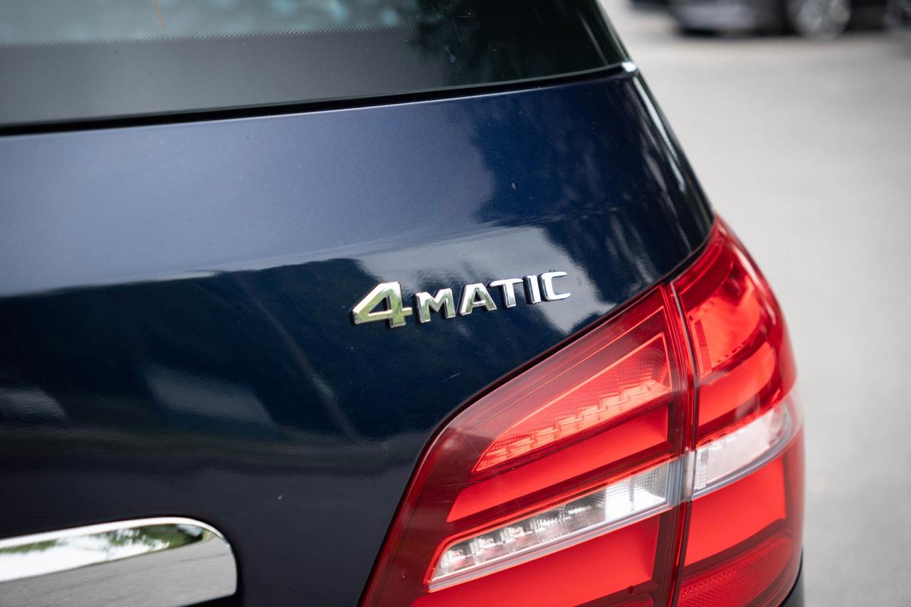 2018 Mercedes-Benz B-Class B250 4Matic Photo