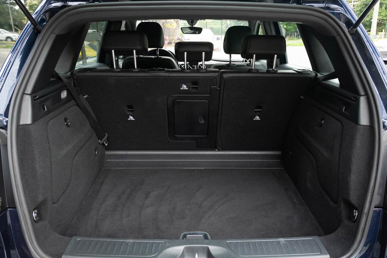 2018 Mercedes-Benz B-Class B250 4Matic Photo