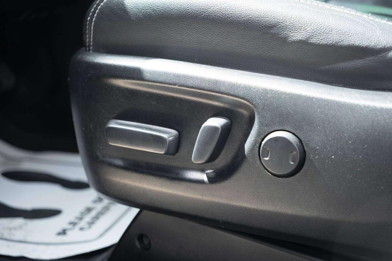 2017 Toyota Sienna SE 8-Passenger Photo