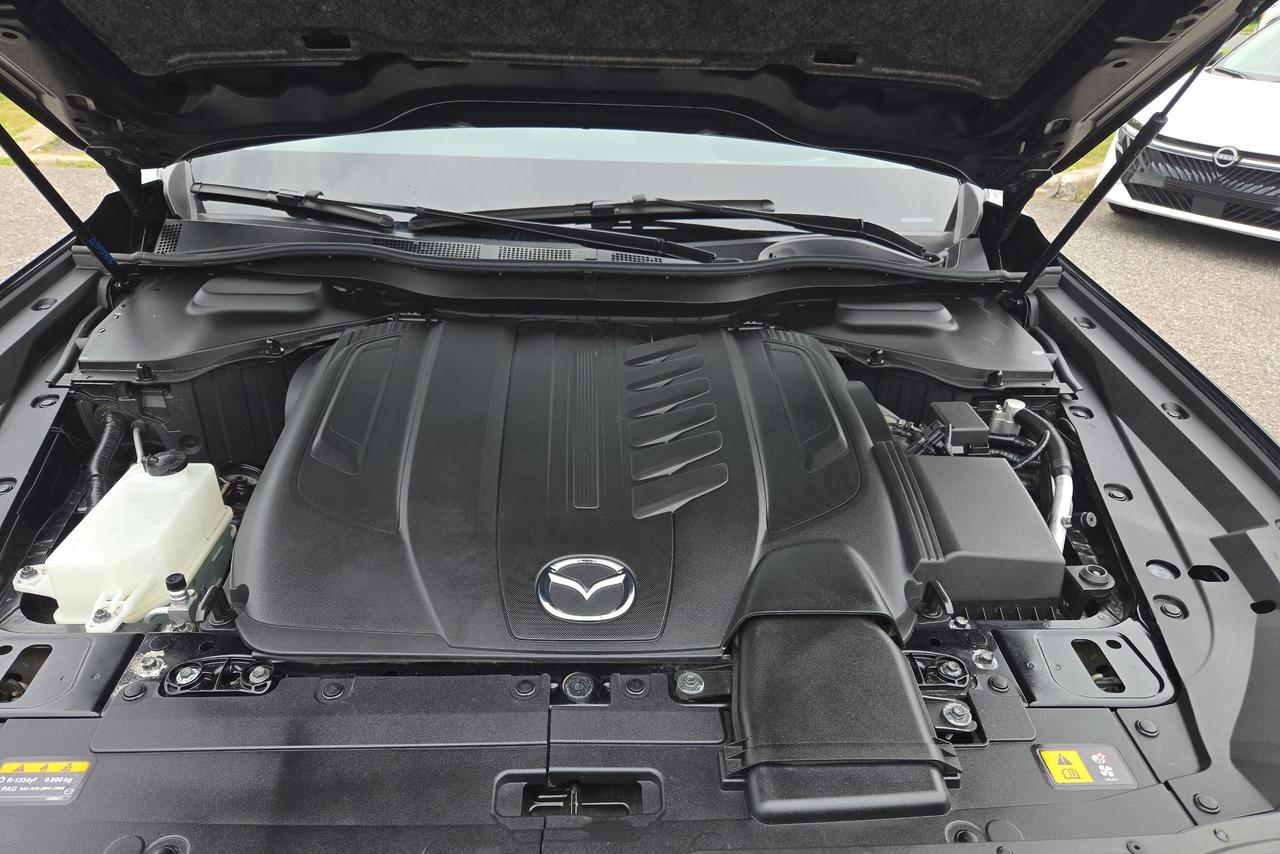 2025 Mazda CX-70 MHEV GT Photo