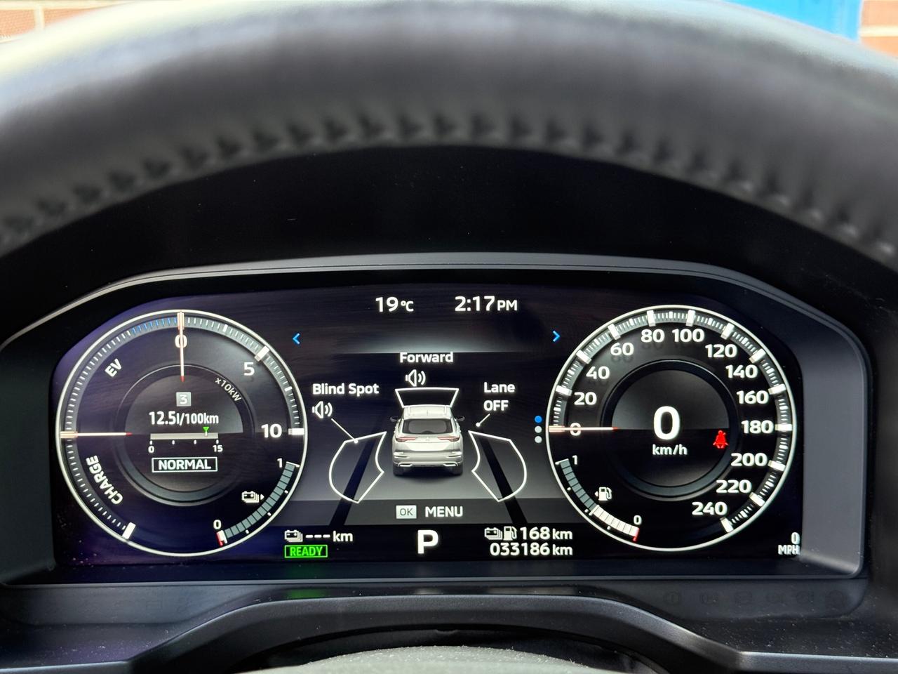 2024 Mitsubishi Outlander GT   S-AWC   PLUG-IN HYBRID   NO ACCIDENT Photo