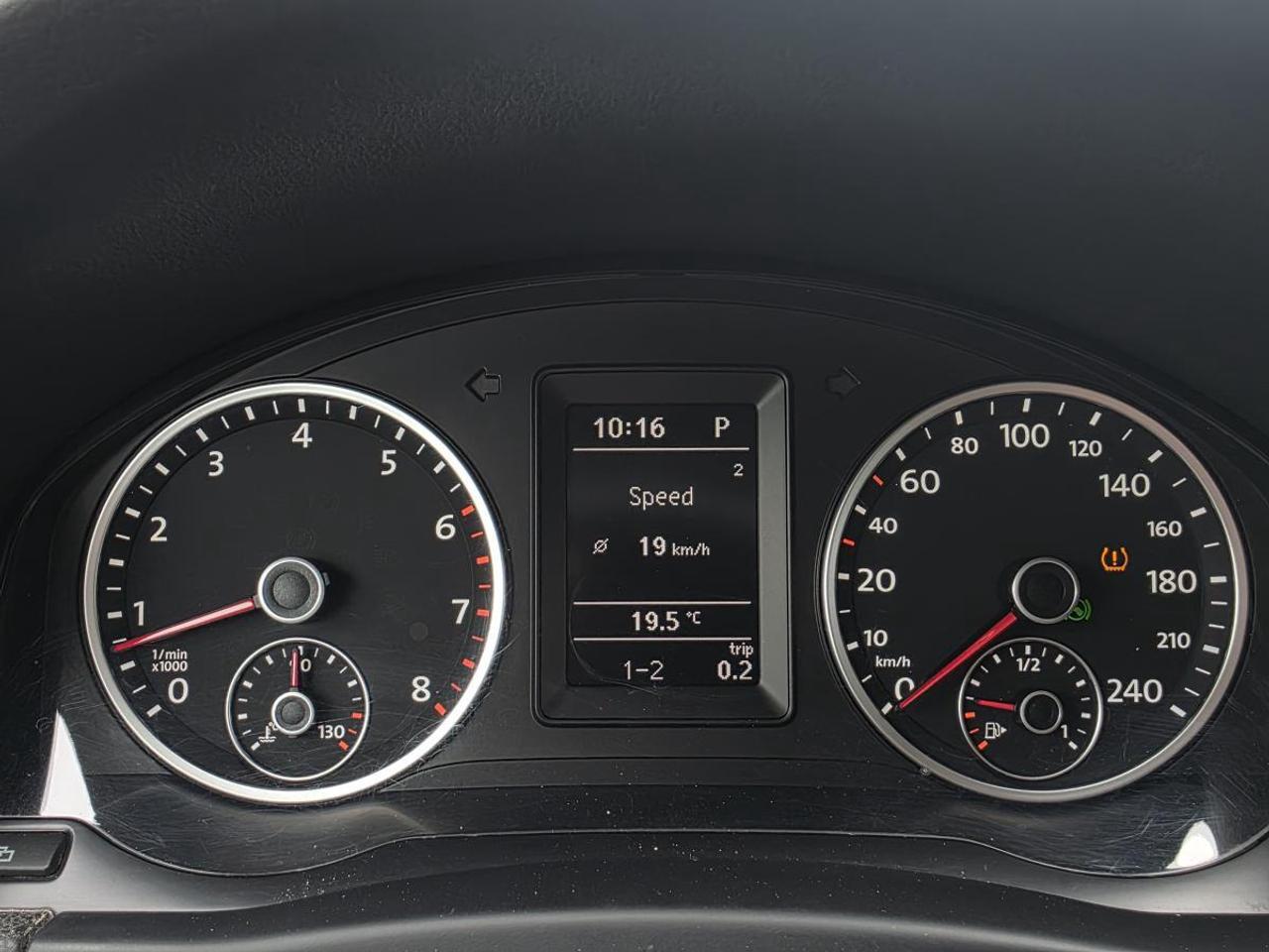 2012 Volkswagen Tiguan AUTO ALLSEASON&WINTER TIRES Photo