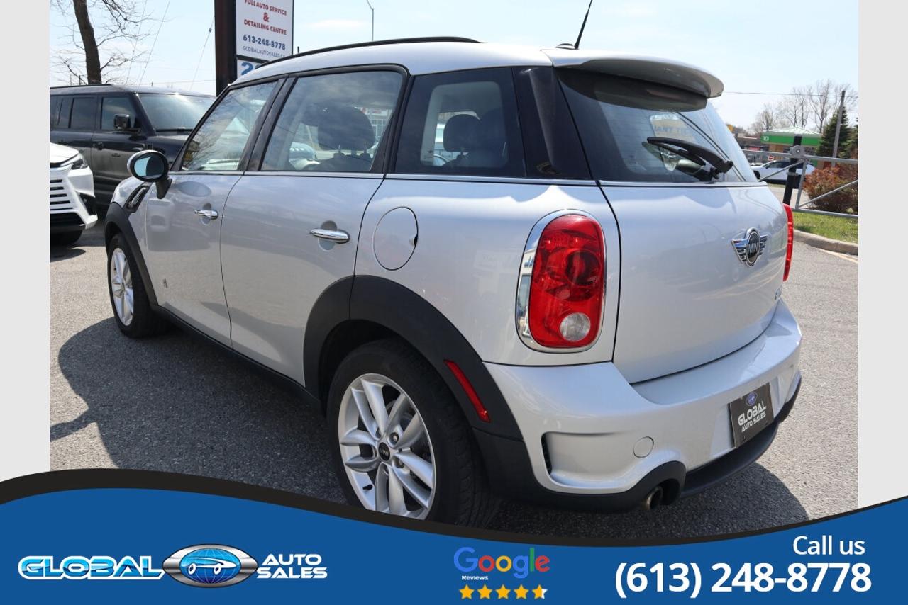 2012 MINI Countryman S ALL4 Photo