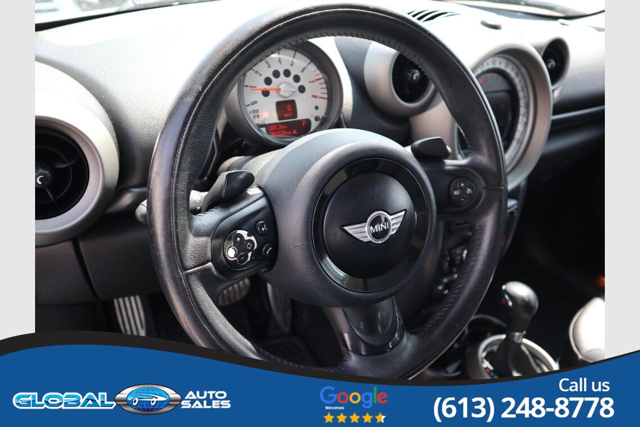 2012 MINI Countryman S ALL4 Photo