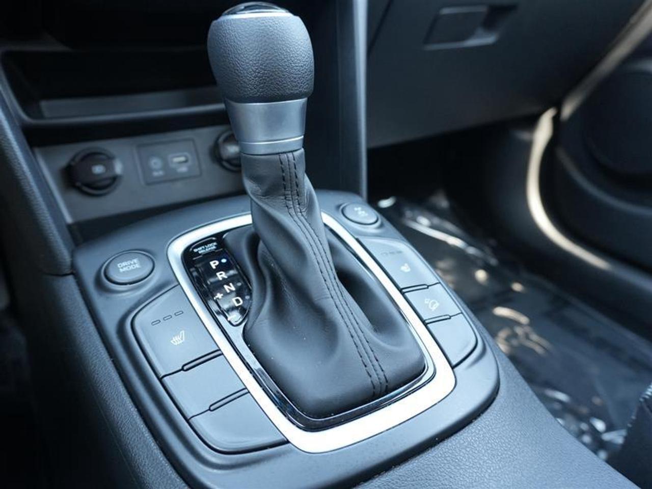 2021 Hyundai KONA CERTIFIED   AWD   LOW KM Photo