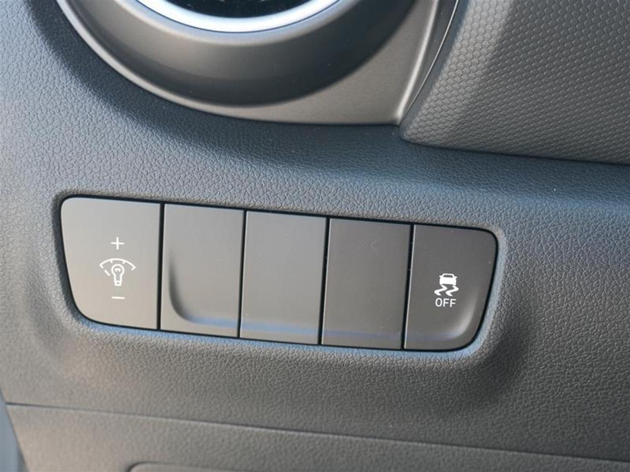 2021 Hyundai KONA CERTIFIED   AWD   LOW KM Photo