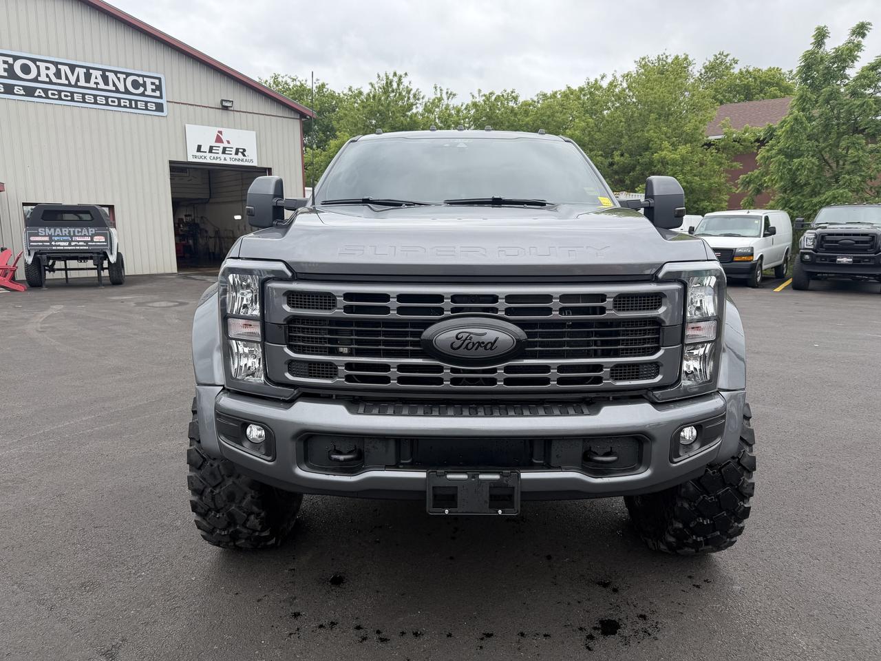 2024 Ford F-450 SUPER DUTY SEVERE DUTY F-450 Photo