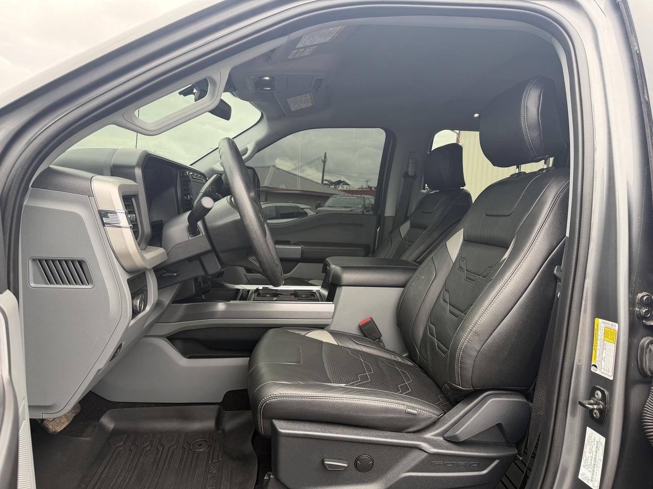 2024 Ford F-450 SUPER DUTY SEVERE DUTY F-450 Photo