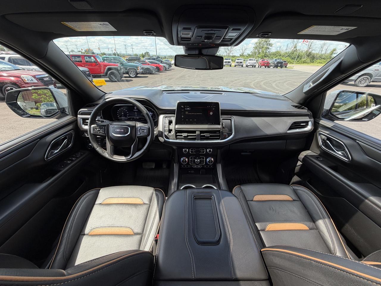 2024 GMC Yukon XL 4WD 4dr AT4 Photo
