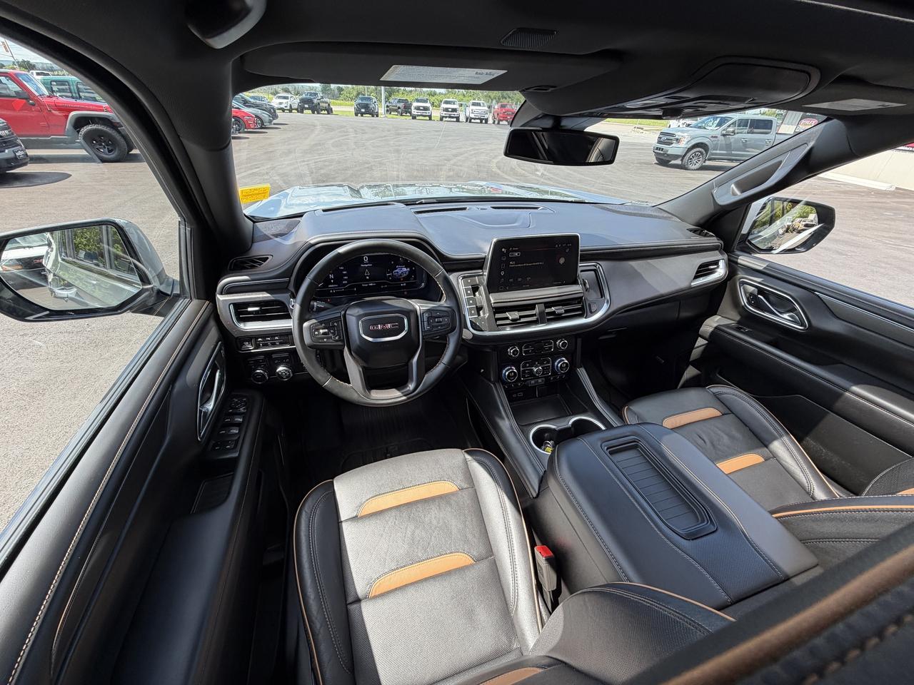 2024 GMC Yukon XL 4WD 4dr AT4 Photo