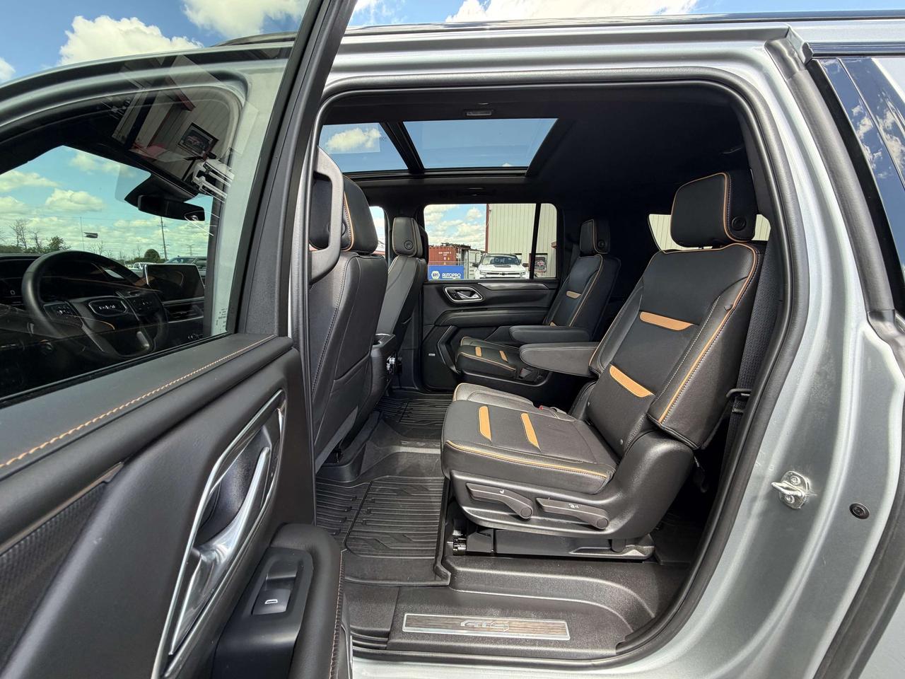 2024 GMC Yukon 4WD 4dr AT4 Photo