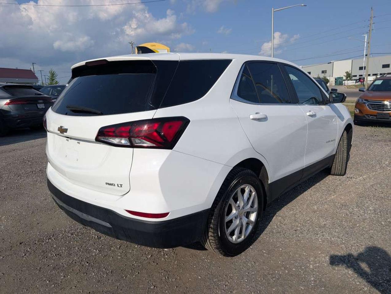 2023 Chevrolet Equinox LT AWD  CAMERA   HTD SEATS Photo