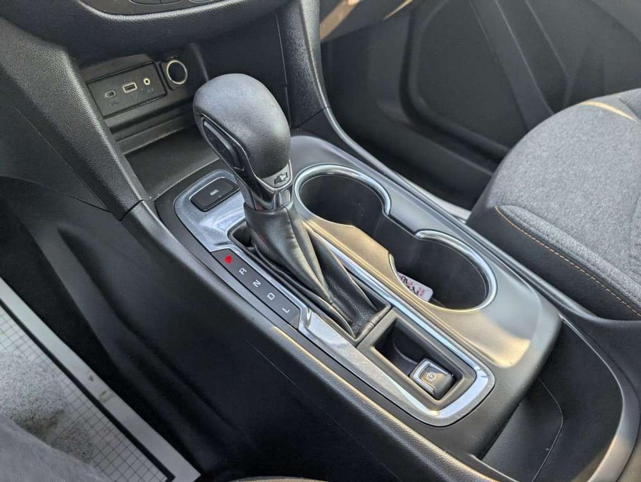 2023 Chevrolet Equinox LT AWD  CAMERA   HTD SEATS Photo