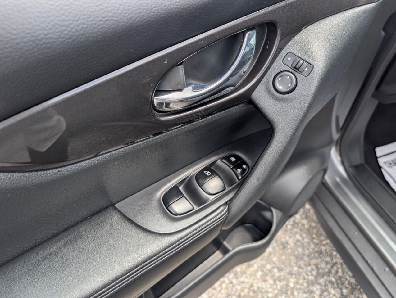 2020 Nissan Rogue CAMERA   HTD SEATS   BLIND SPOT   CARPLAY&ANDROID Photo