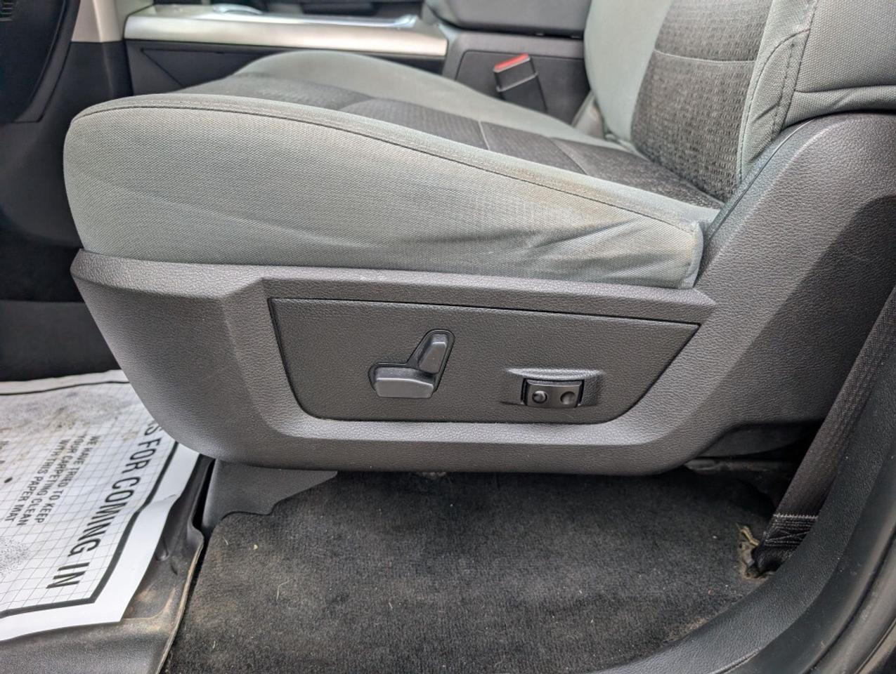 2017 RAM 1500 Outdoorsman 4x4 CREW CAB   CAMERA   HTD SEATS Photo
