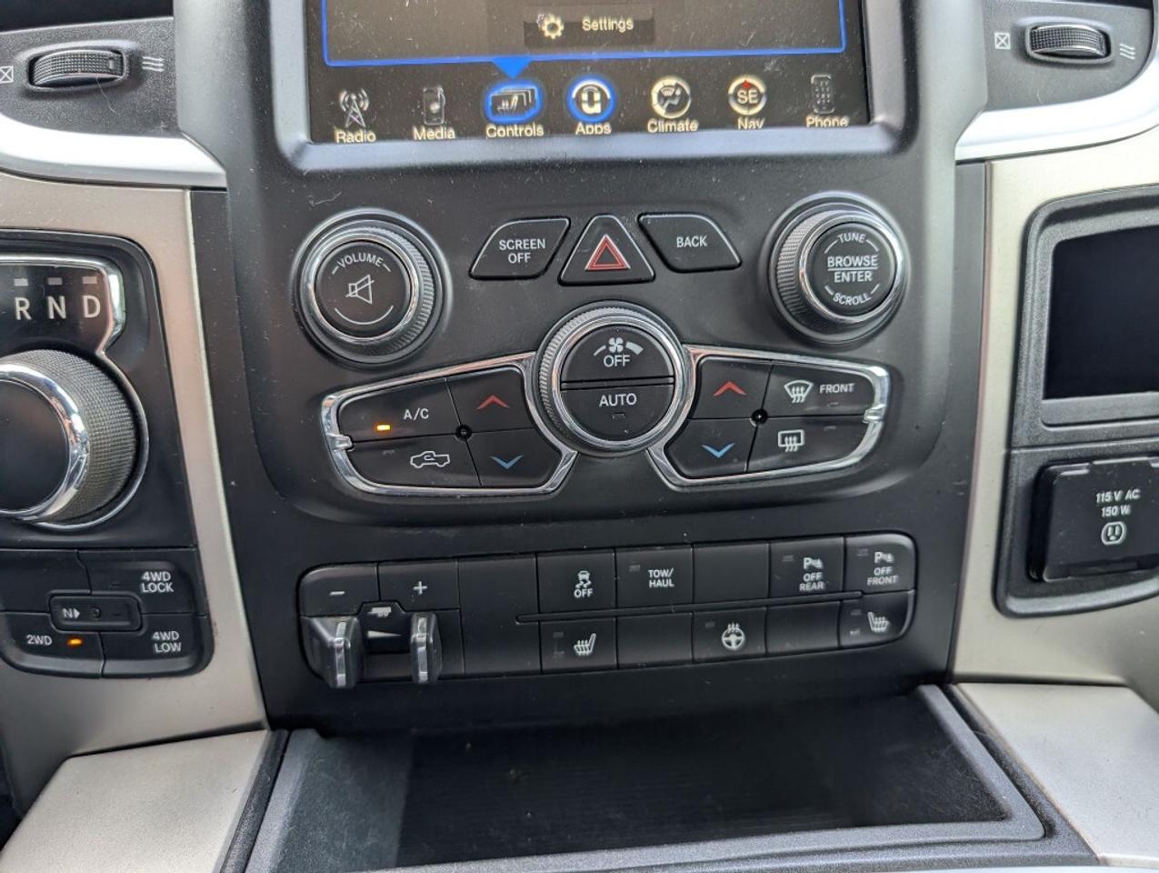 2017 RAM 1500 Outdoorsman 4x4 CREW CAB   CAMERA   HTD SEATS Photo
