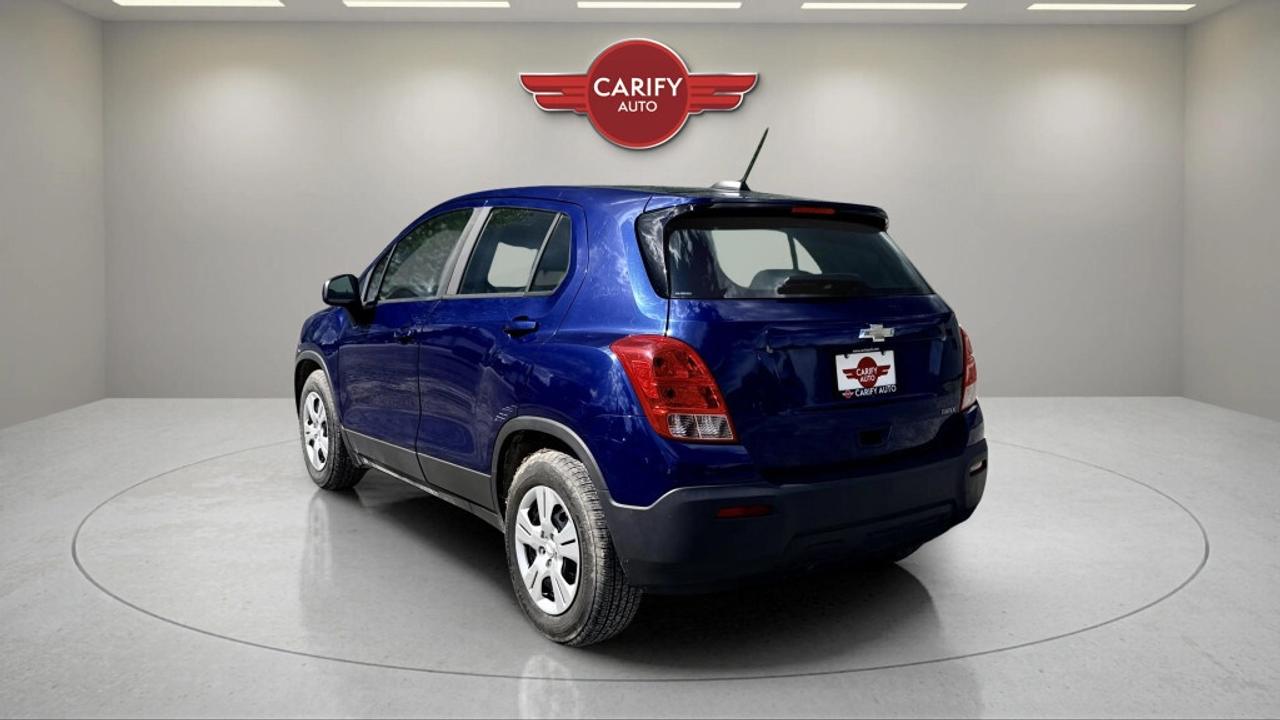 2016 Chevrolet Trax LS Photo