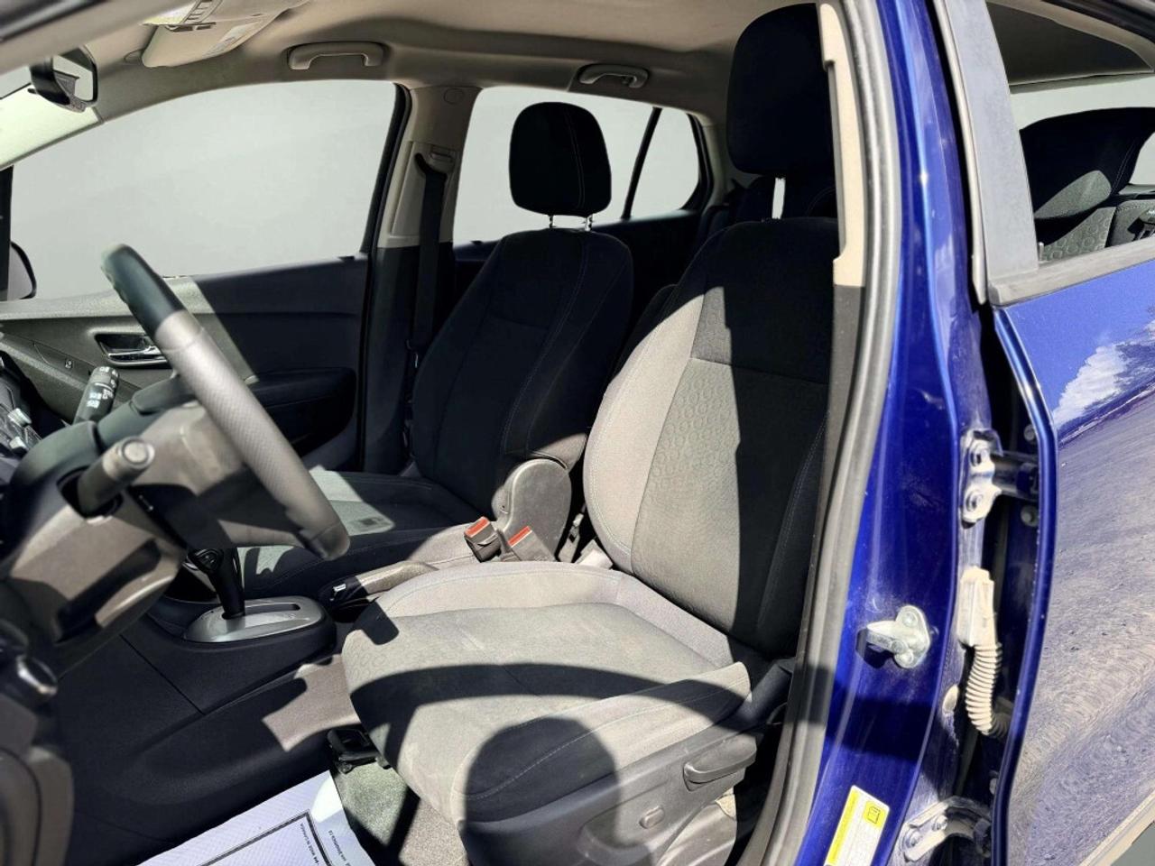 2016 Chevrolet Trax LS Photo