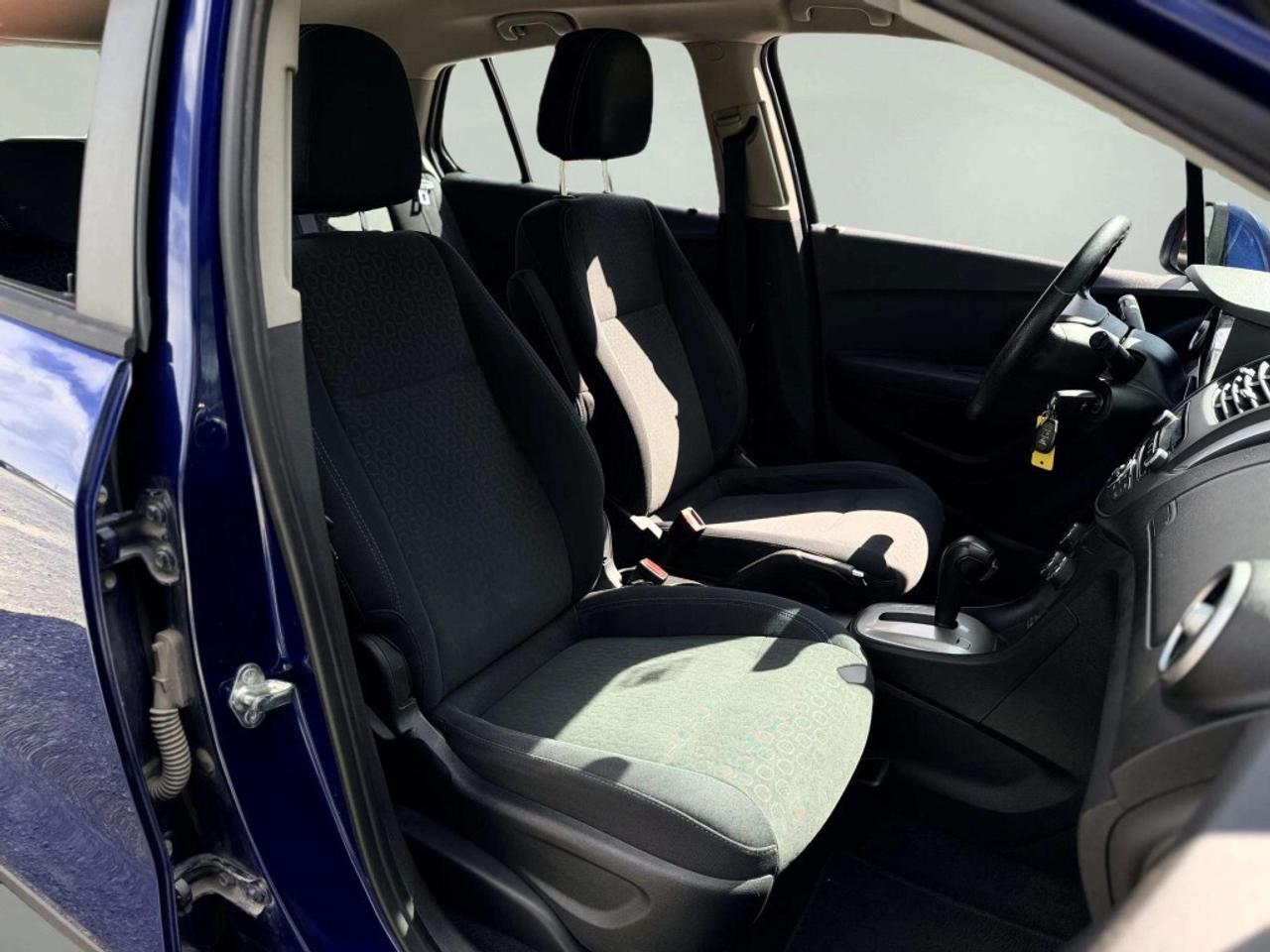 2016 Chevrolet Trax LS Photo