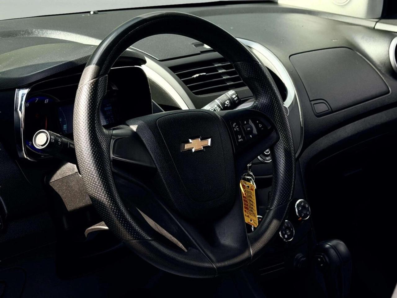 2016 Chevrolet Trax LS Photo
