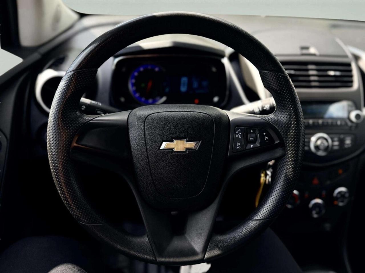 2016 Chevrolet Trax LS Photo