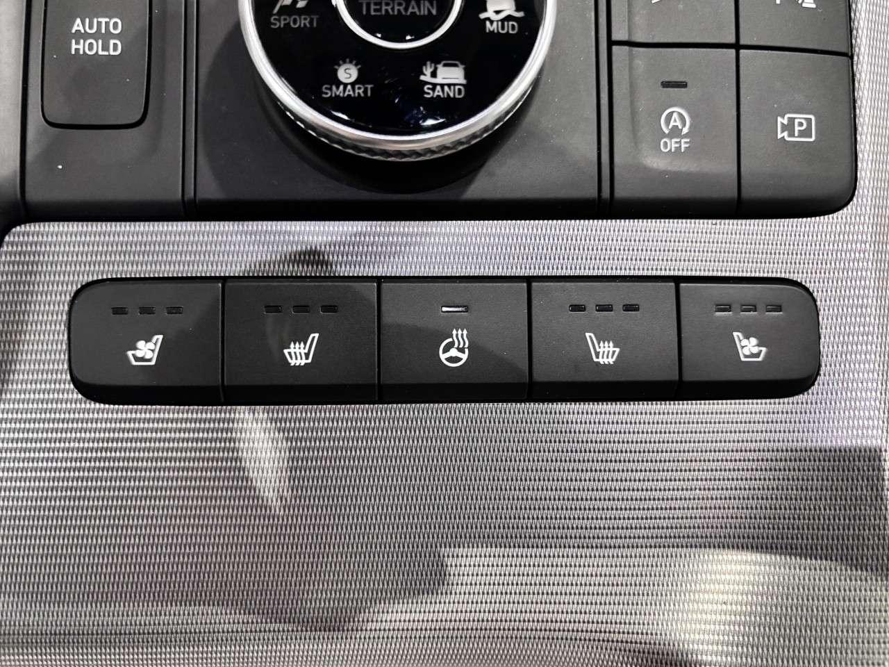 2024 Hyundai PALISADE Ultimate Calligraphy 7-Passenger AWD Photo