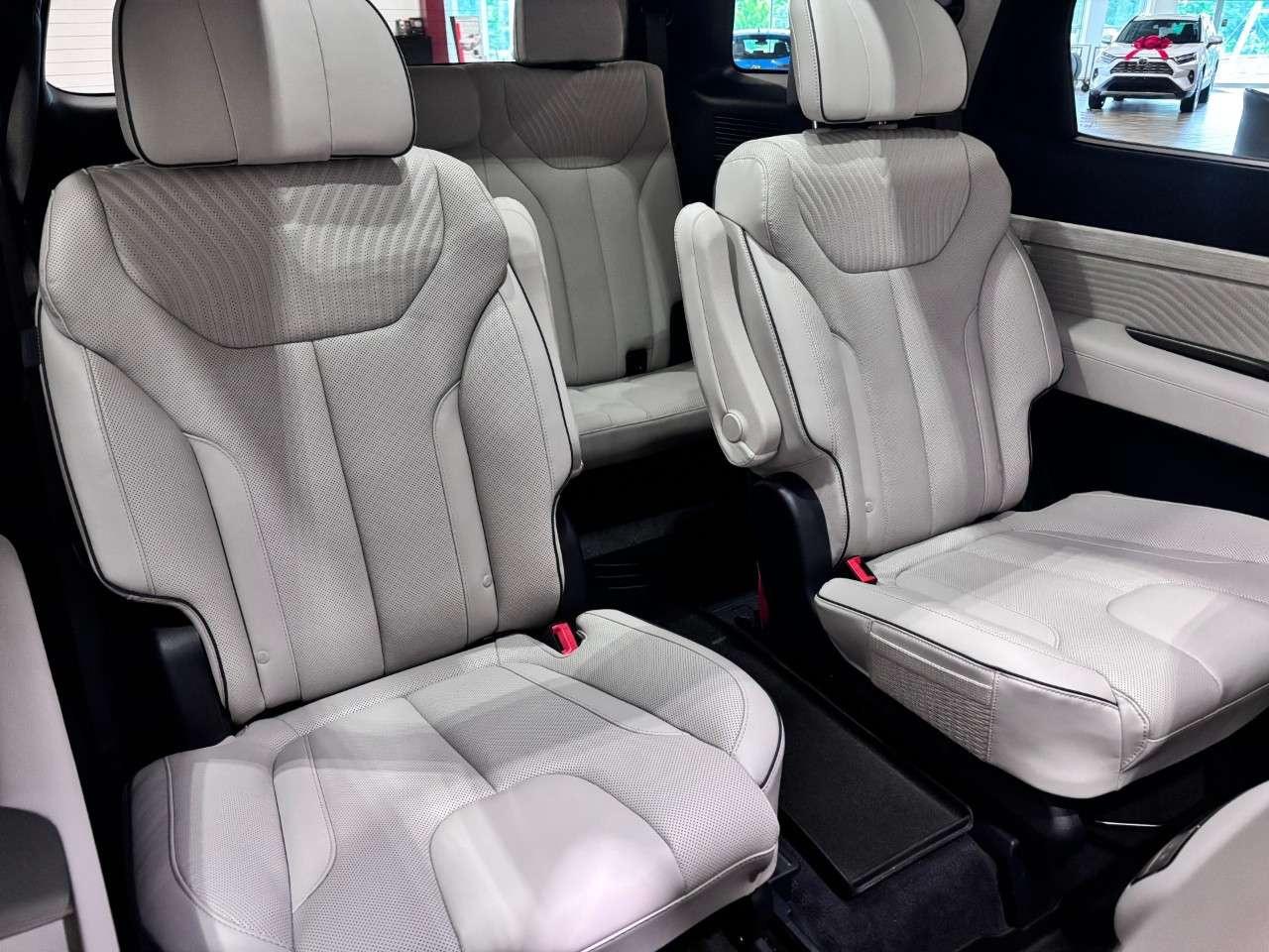 2024 Hyundai PALISADE Ultimate Calligraphy 7-Passenger AWD Photo