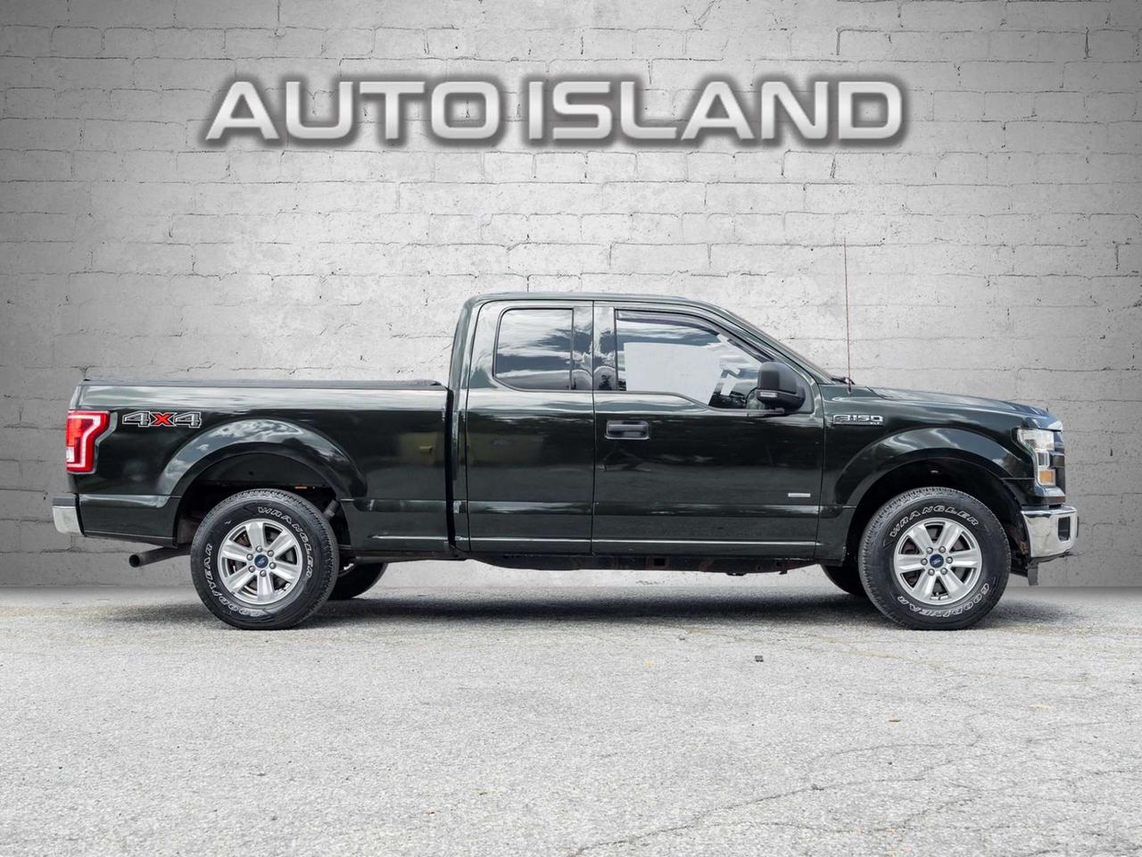 2016 Ford F-150 4WD SuperCab 145 Lariat Photo