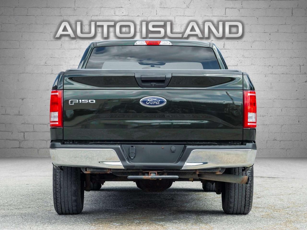 2016 Ford F-150 4WD SuperCab 145 Lariat Photo